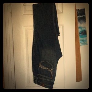 Wrangler Jeans - Women’s Wrangler Aura Jeans Wrangler Jeans - Women’s Wrangler Aura Jeans